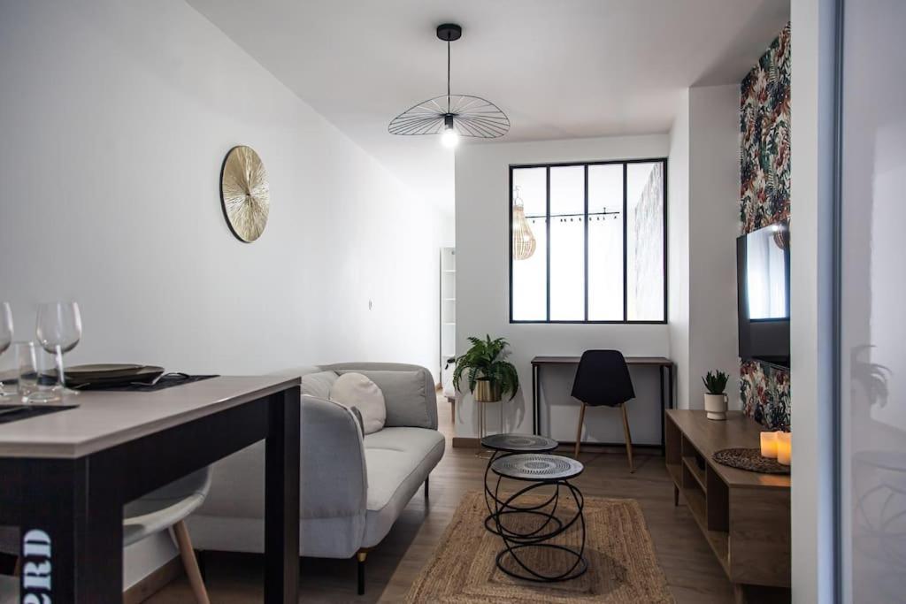 L'Escapade-Hypercentre-Parking Prive-Refait A Neuf Apartment Chateauroux Ngoại thất bức ảnh